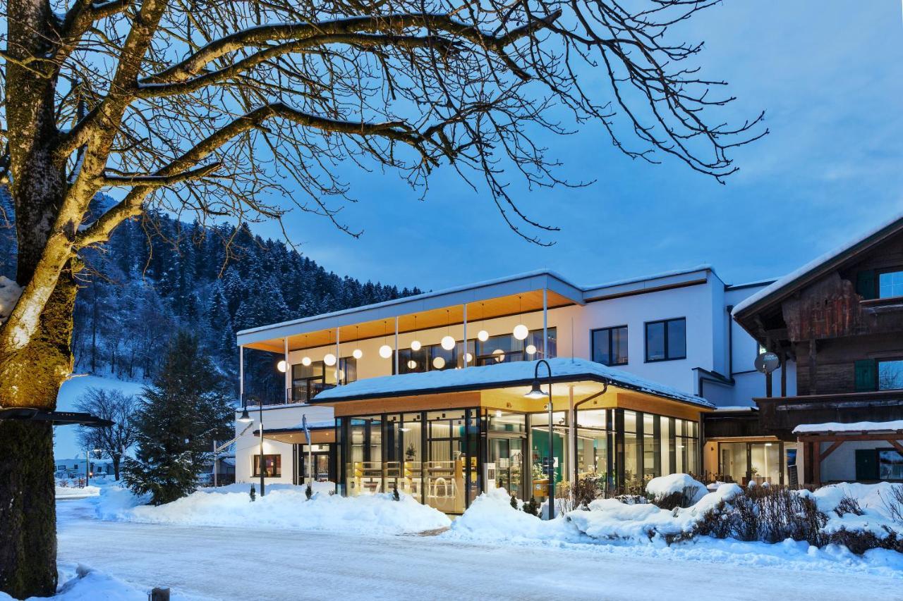 Natuerlich Hell. Aparthotel & Camping Fuegen Exterior photo