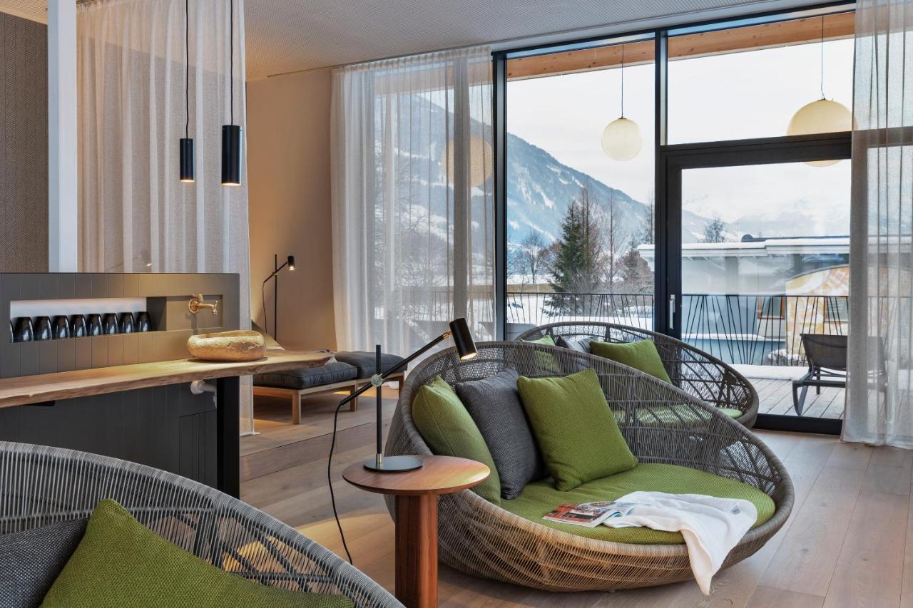 Natuerlich Hell. Aparthotel & Camping Fuegen Exterior photo